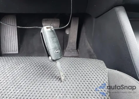 2019 Kia Optima Lx из США, поврежденный, VIN 5XXGT4L33KG375353